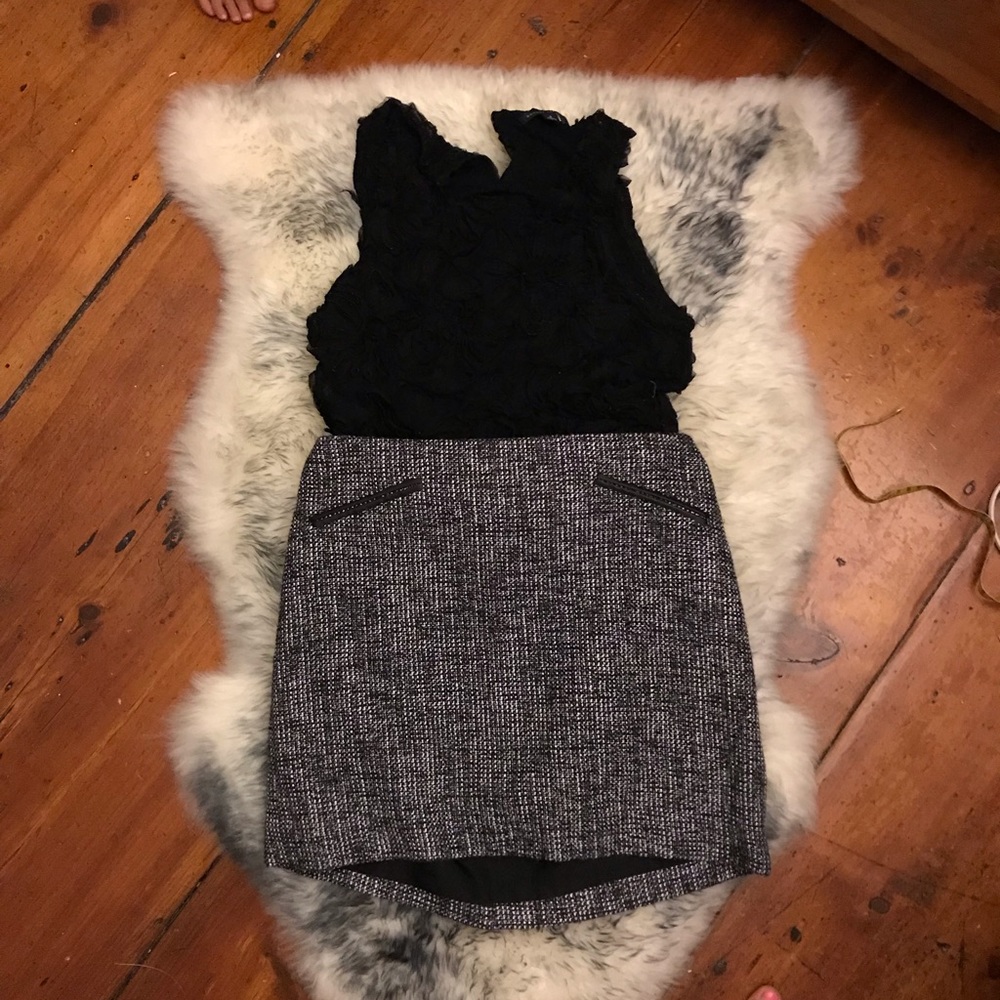 Banana 6P tweed mini skirt